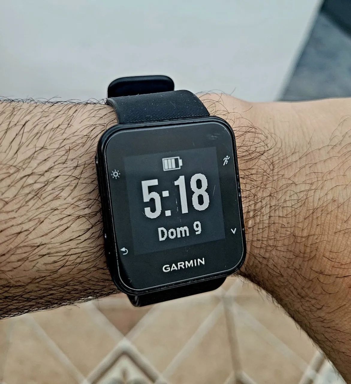 Relógio Garmin Forerunner 35 + Kit (Pulseiras Novas, Capa e Película) - Foto 2