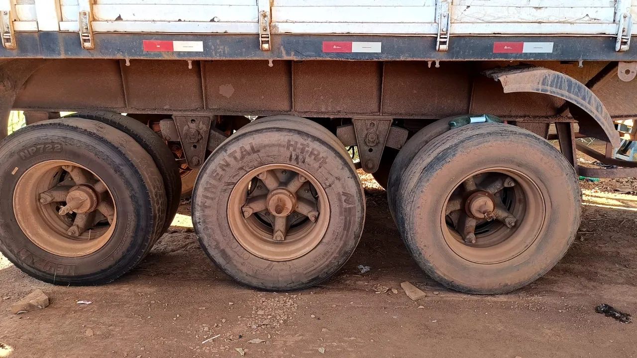 Vendo carreta ls com pneu  - Foto 3