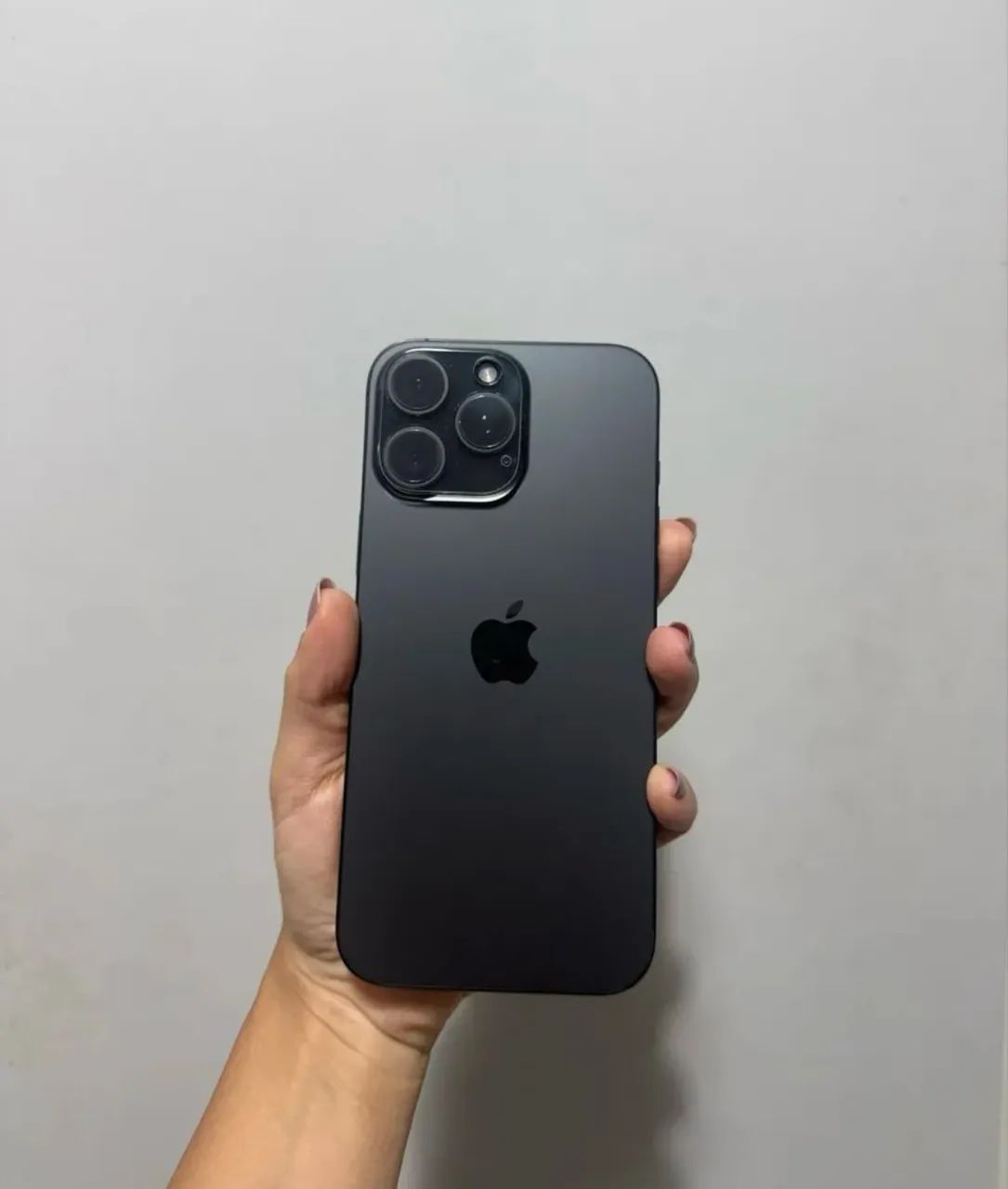 Vendo iPhone 15 pro 256 gigas - Foto 2