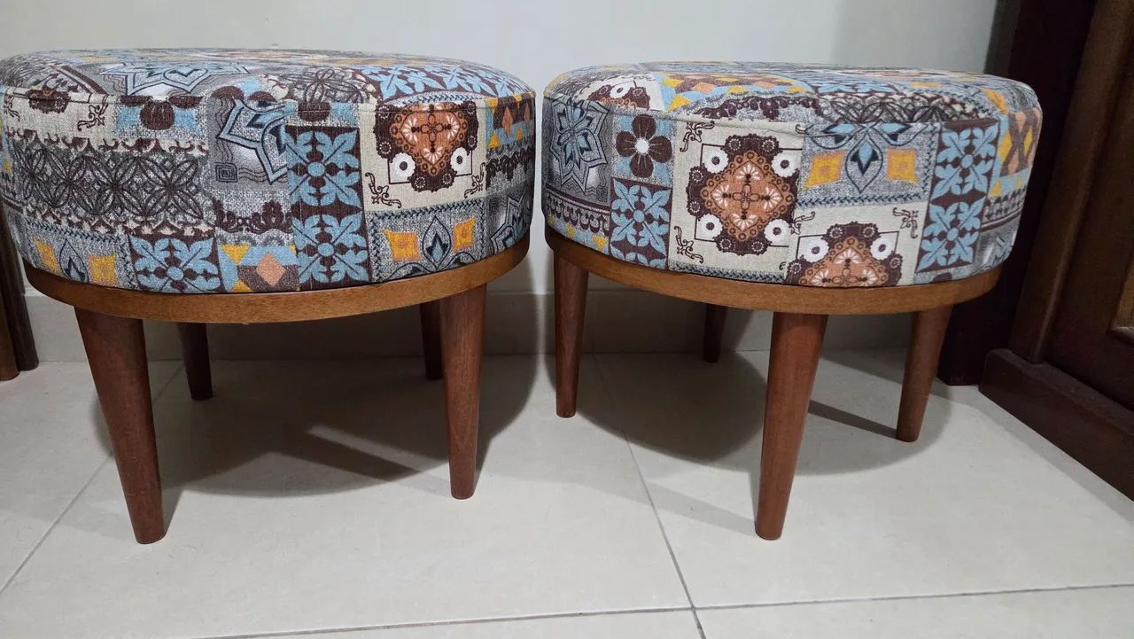 Round Pouf479144280872069125