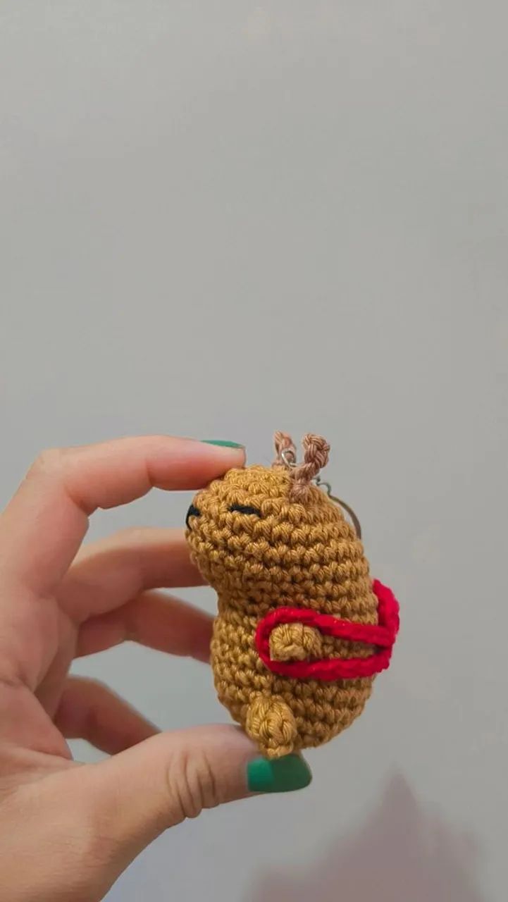 Chaveiro capivara mochila  - Foto 4