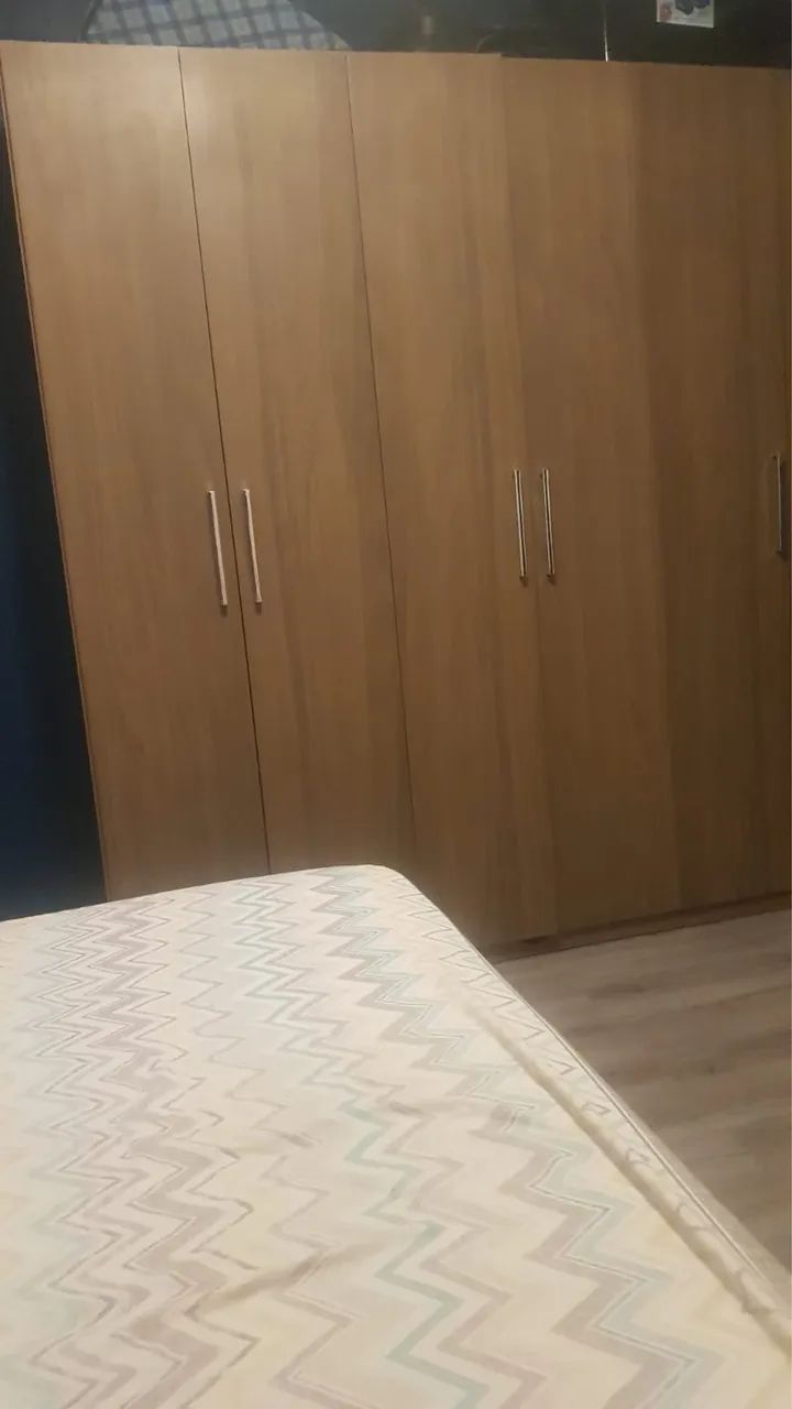 Vende se guarda roupa