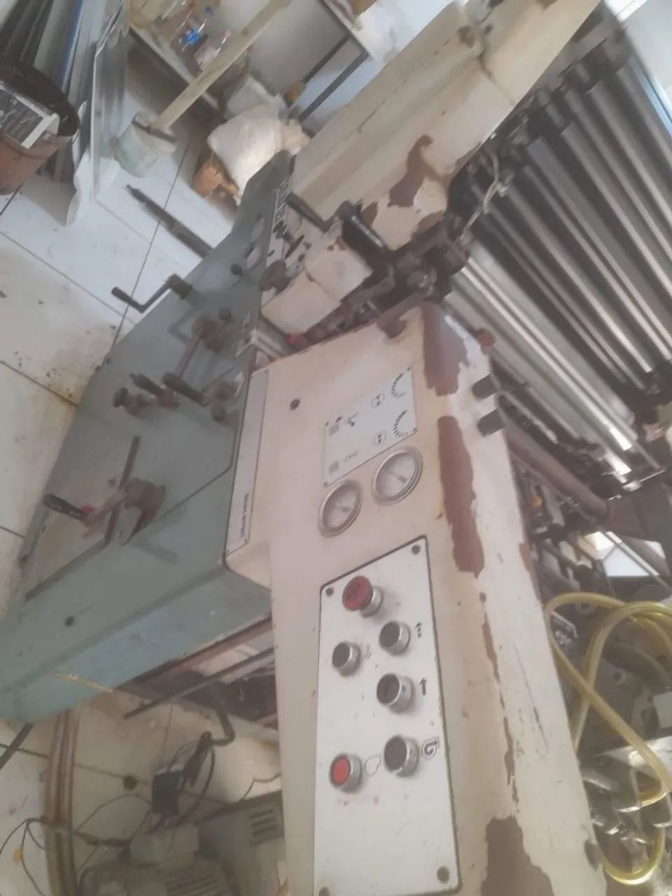 Vendo máquina gráfica solna 125