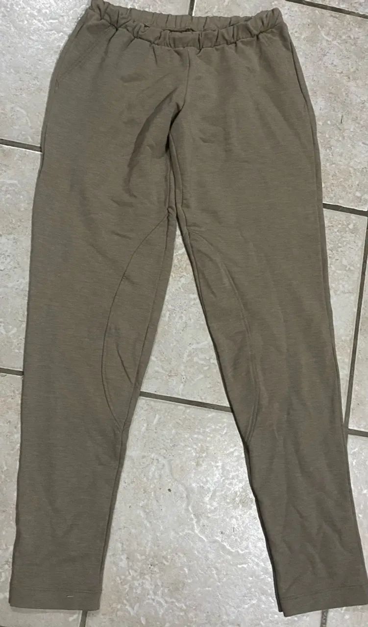 Calça P de moleton nova 