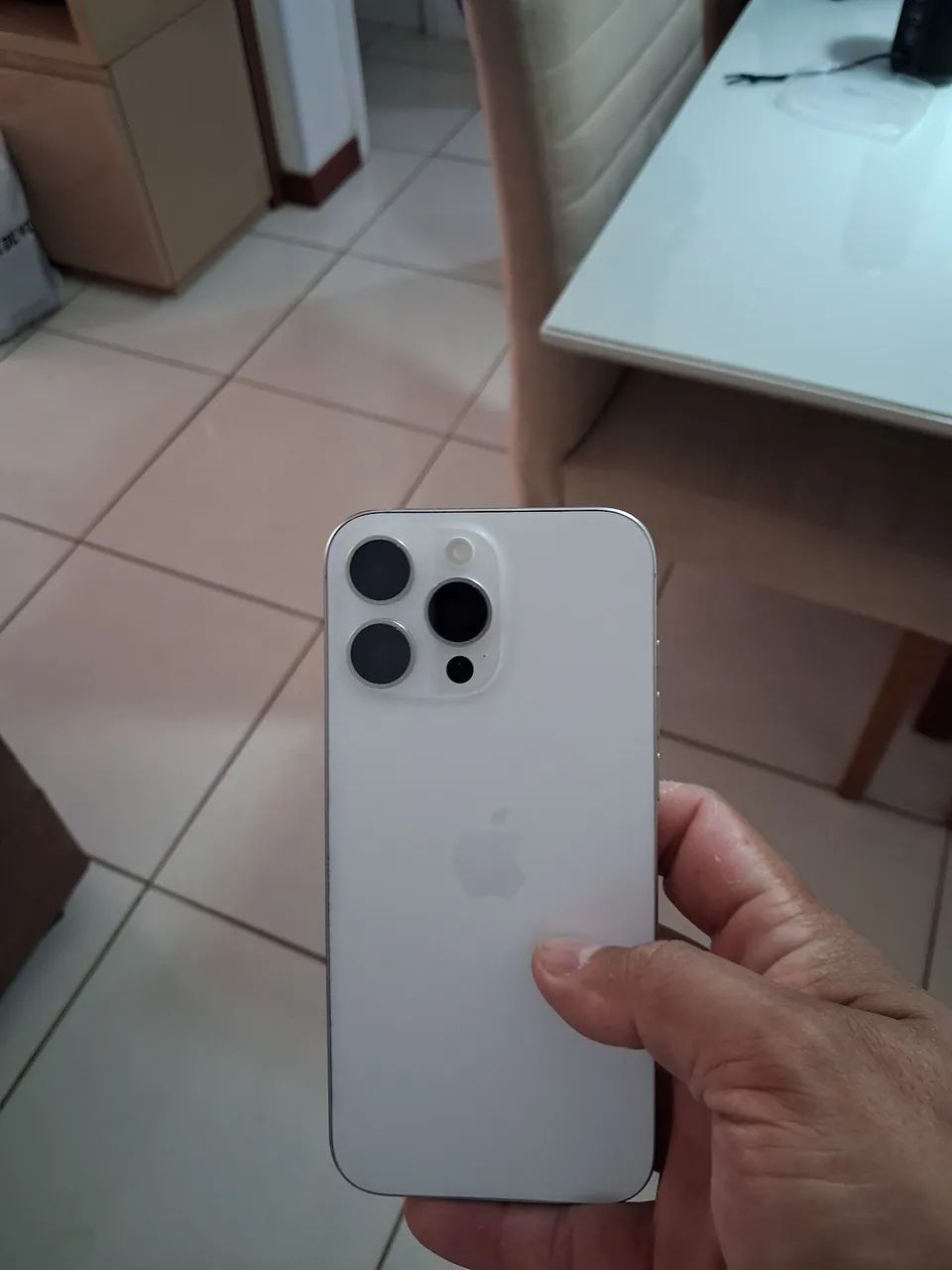 IPhone 16 Pro Max - Foto 4