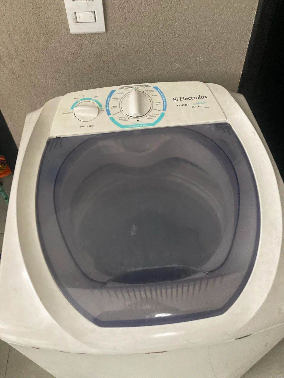 Máquina de lavar Eletrolux seminova perfeita funciona tudo   - Foto 3