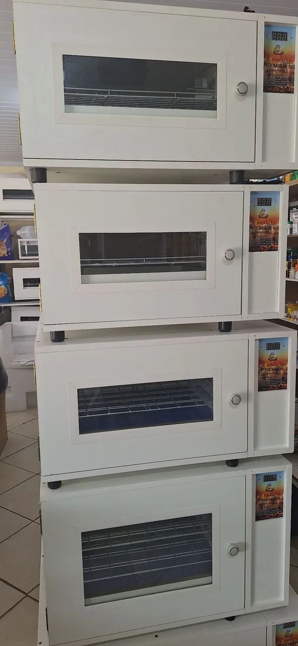 Chocadeiras  automaticas na promoção. 