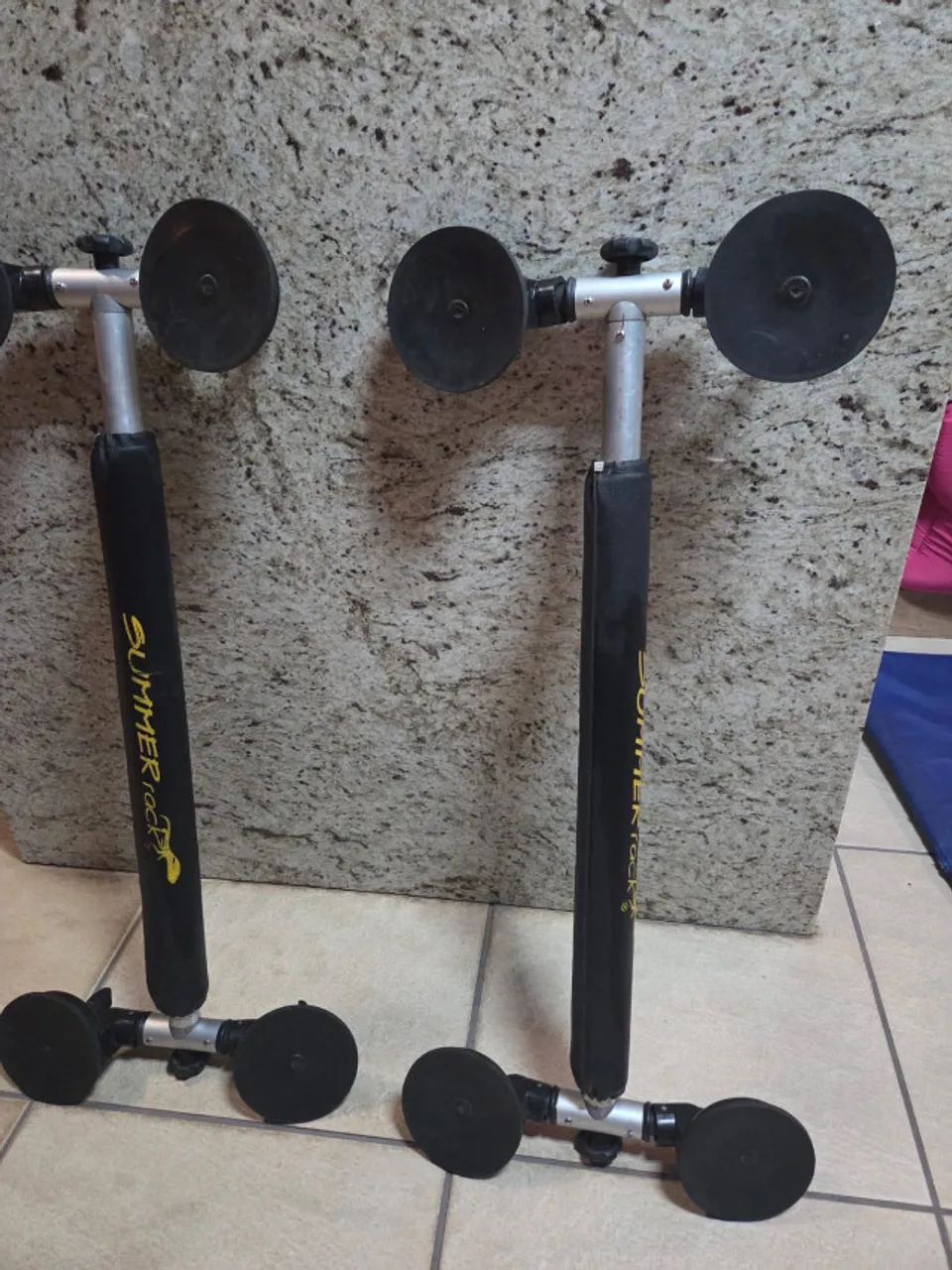 Rack com ventosa para carro