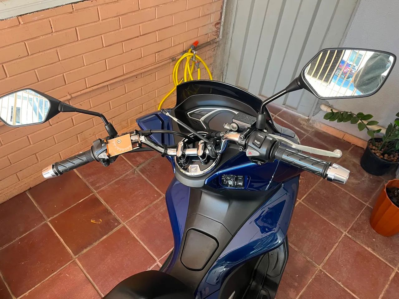 Pcx super conservada de garagem  - Foto 3