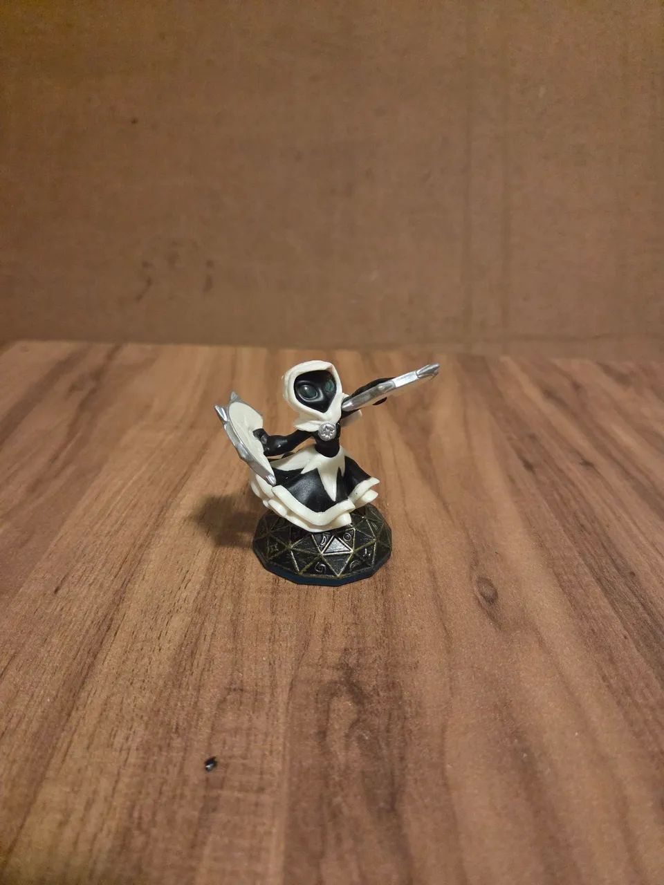 Skylanders Swap Force Enchanted lightcore Star Strike