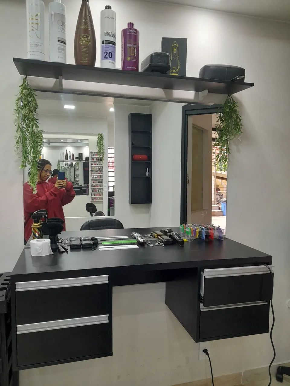 Barber chair and workstation for sale