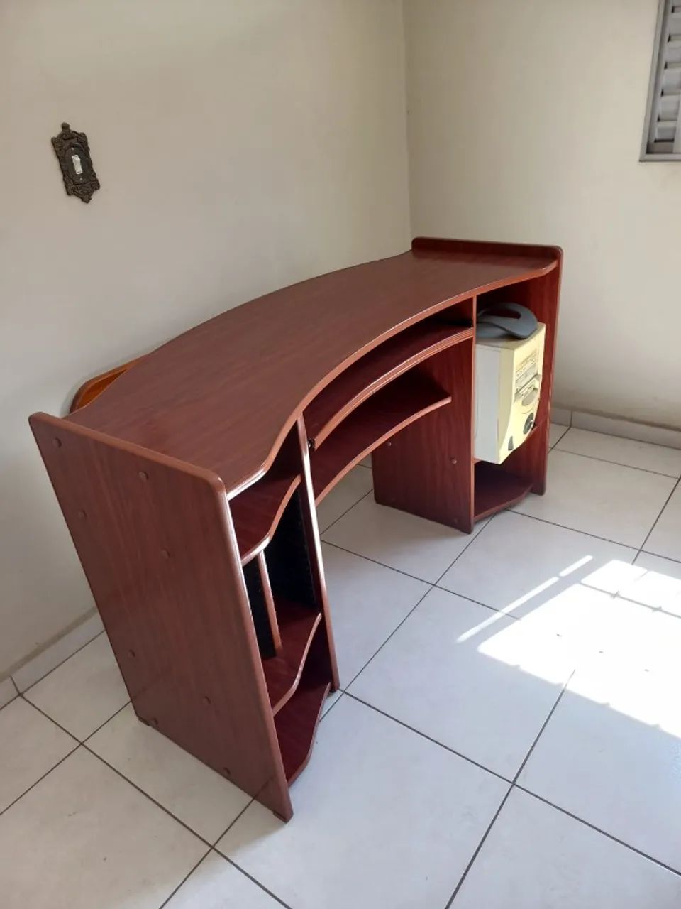 Mesa para computador (escrivaninha)