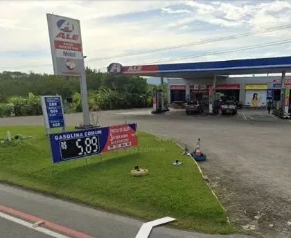 Posto de Combustíveis e Loja de Conveniência - Imóvel + FC