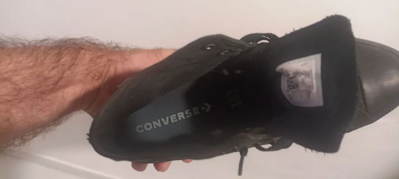 Tênis Cano Alto Converse Chuck Taylor All Star Monochrome HI - Preto - Foto 3