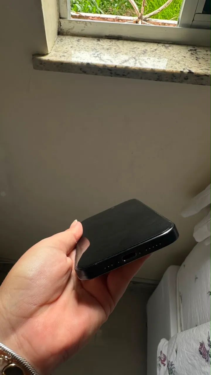 iPhone 15 Pro - Foto 2