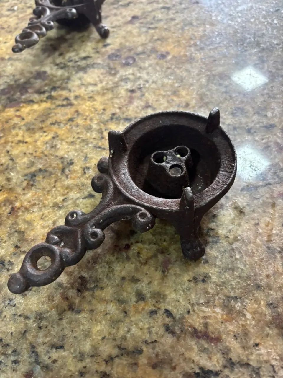 Fogareiros antigos de ferro fundido - Foto 2