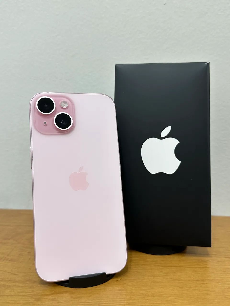 iPhone 15 128gb rosa semi novo em excelente estado!!