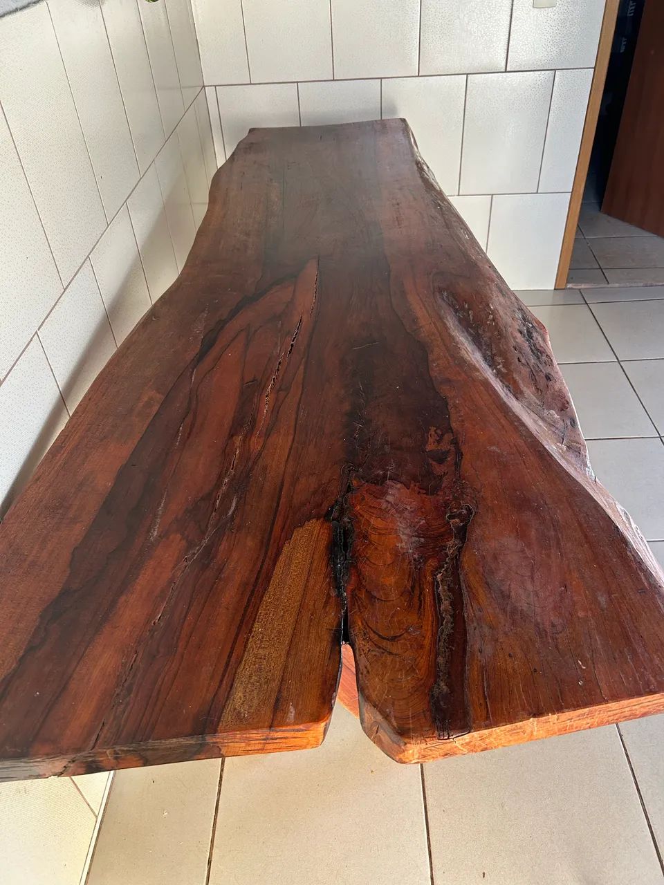 Mesa Rústica de Madeira Maciça - Foto 5