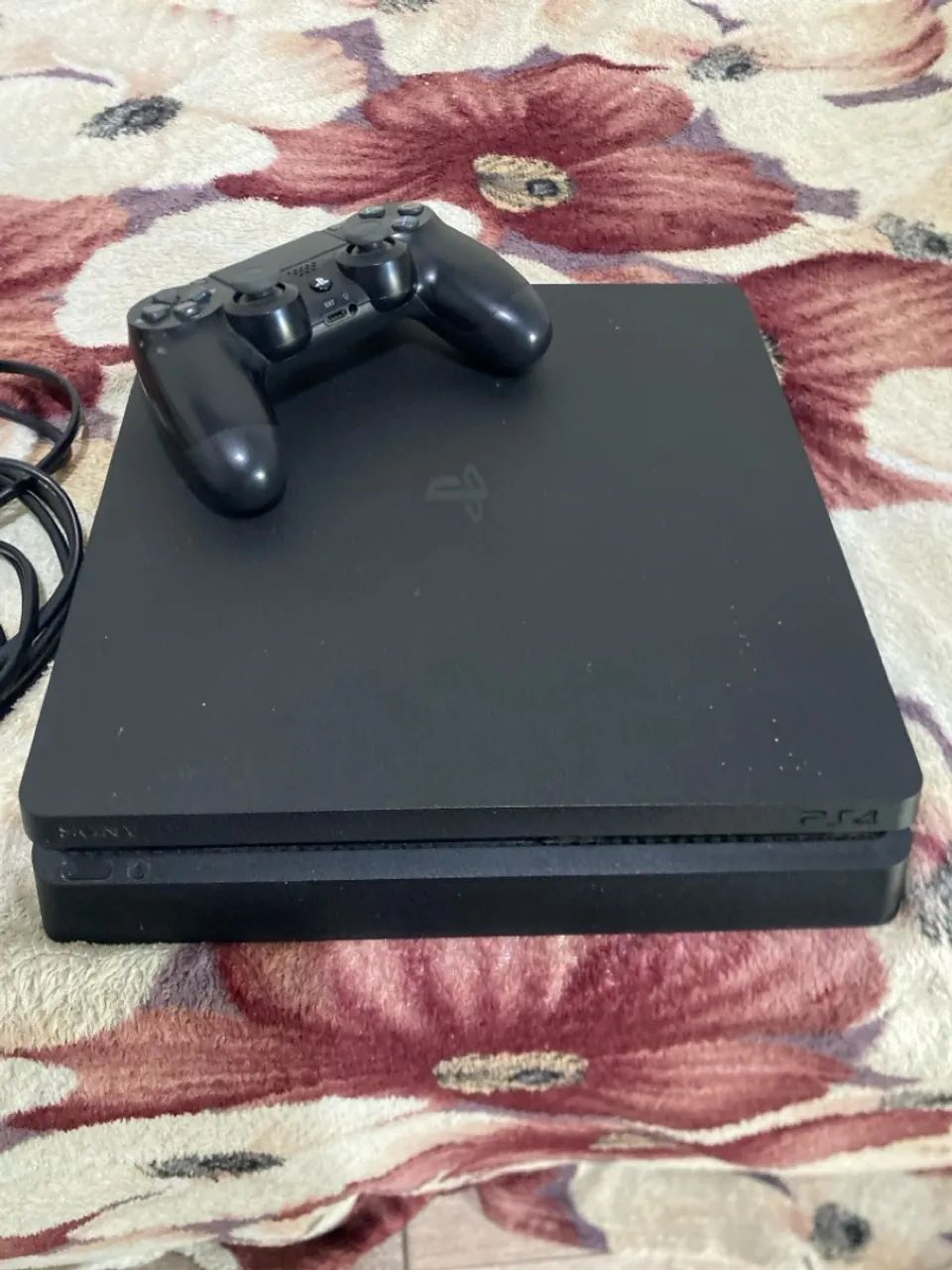 Vendo PS4 funcionando todo perfeitamente 