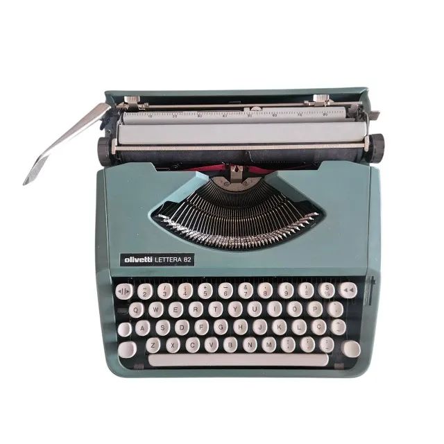 Máquina De Escrever - Olivetti Lettera 82