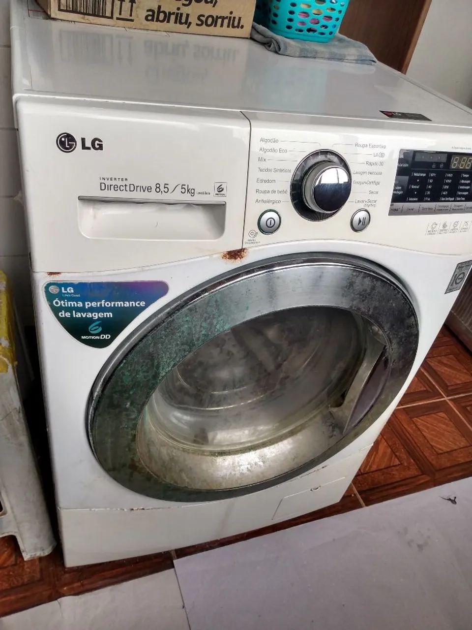 Máquina Lava e Seca LG 8,5kg funcionando (precisa de reparos leves) LER DESCRIÇÃO!!!