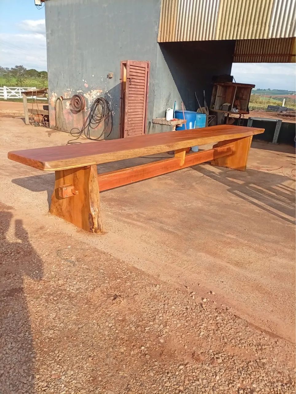 Mesa Rústica de Madeira de Lei Citriodora - 3,5 m x 0,90 m - Foto 4