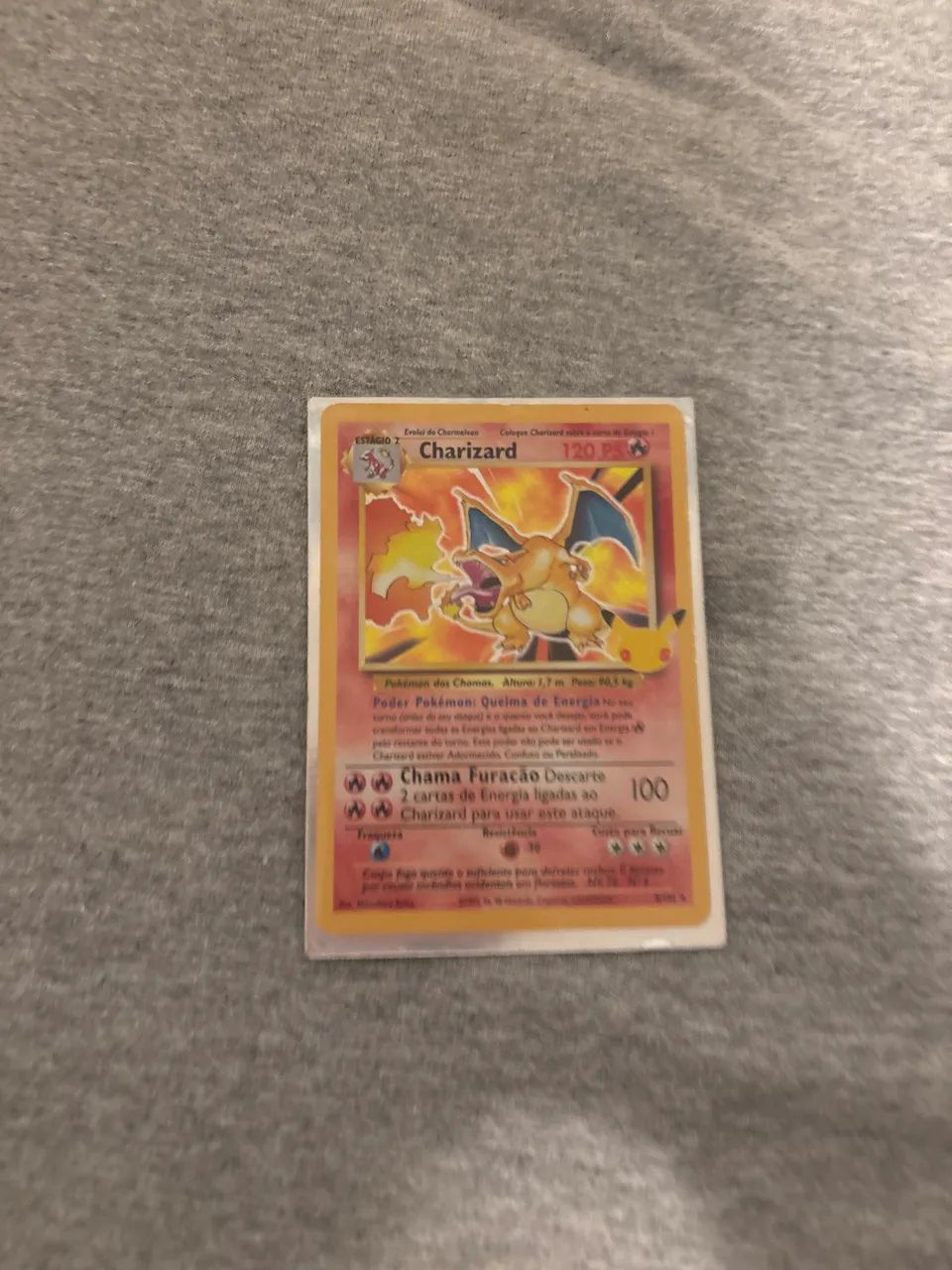 Charizard 4/102 celebração 