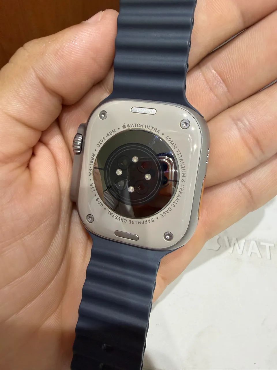 Apple ultra 2 titanium natural  - Foto 3