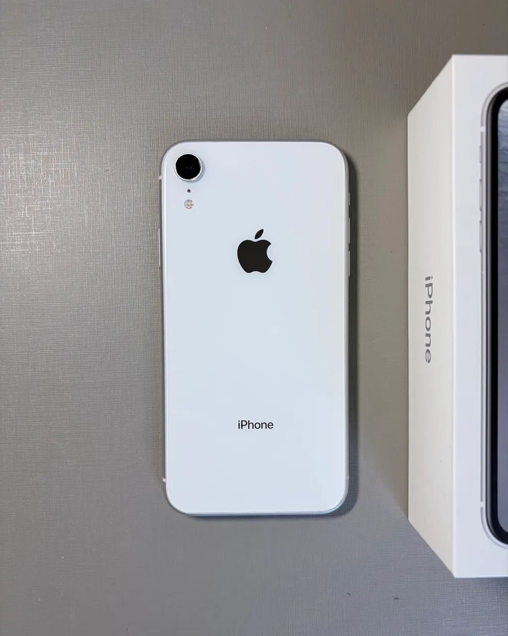 iPhone XR
