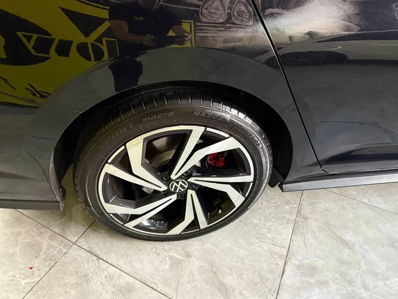 Volkswagen Jetta GLI 350 TSI 2.0 16V 4p Aut., foto 18 de 20