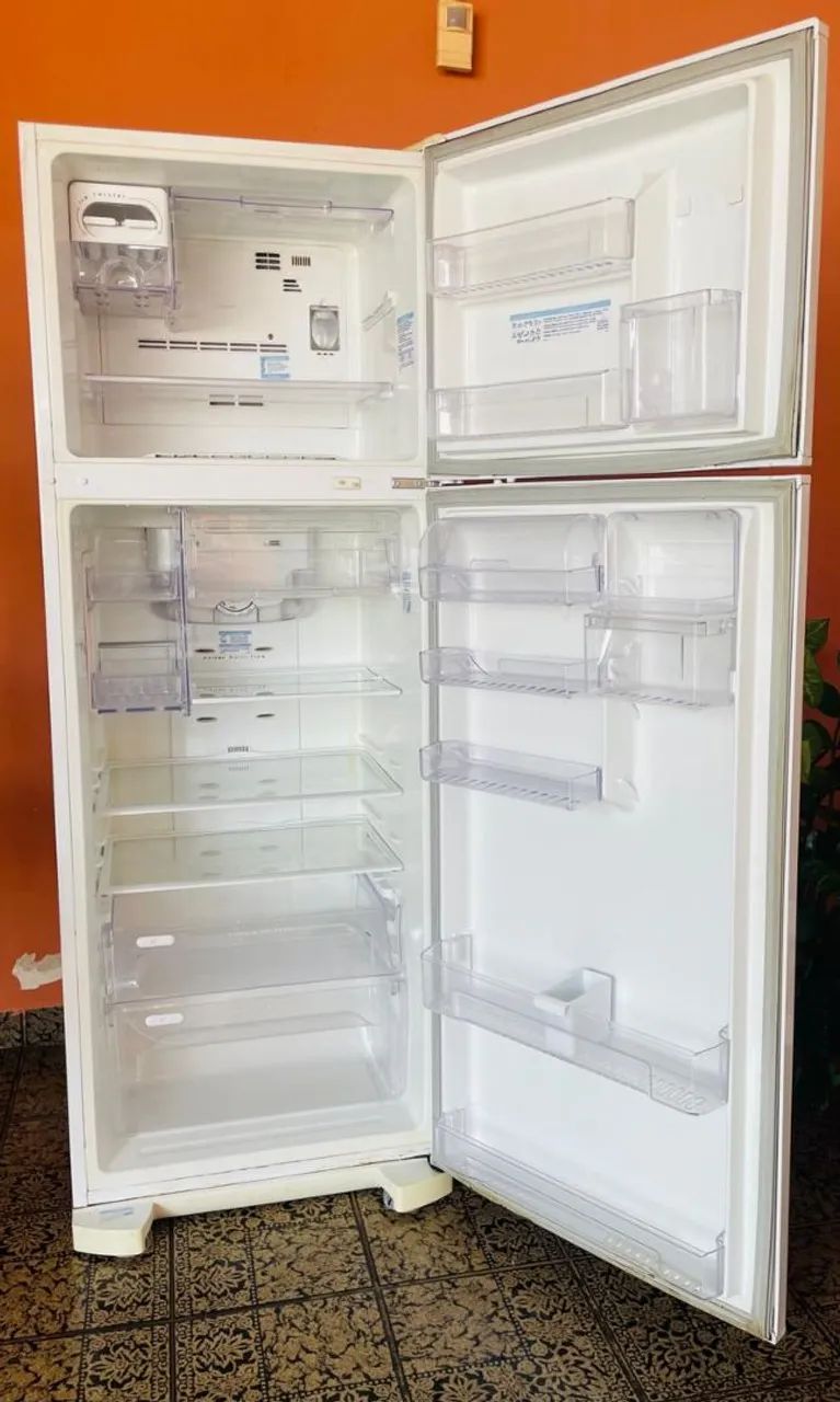 Geladeira Eletrolux  - Foto 2