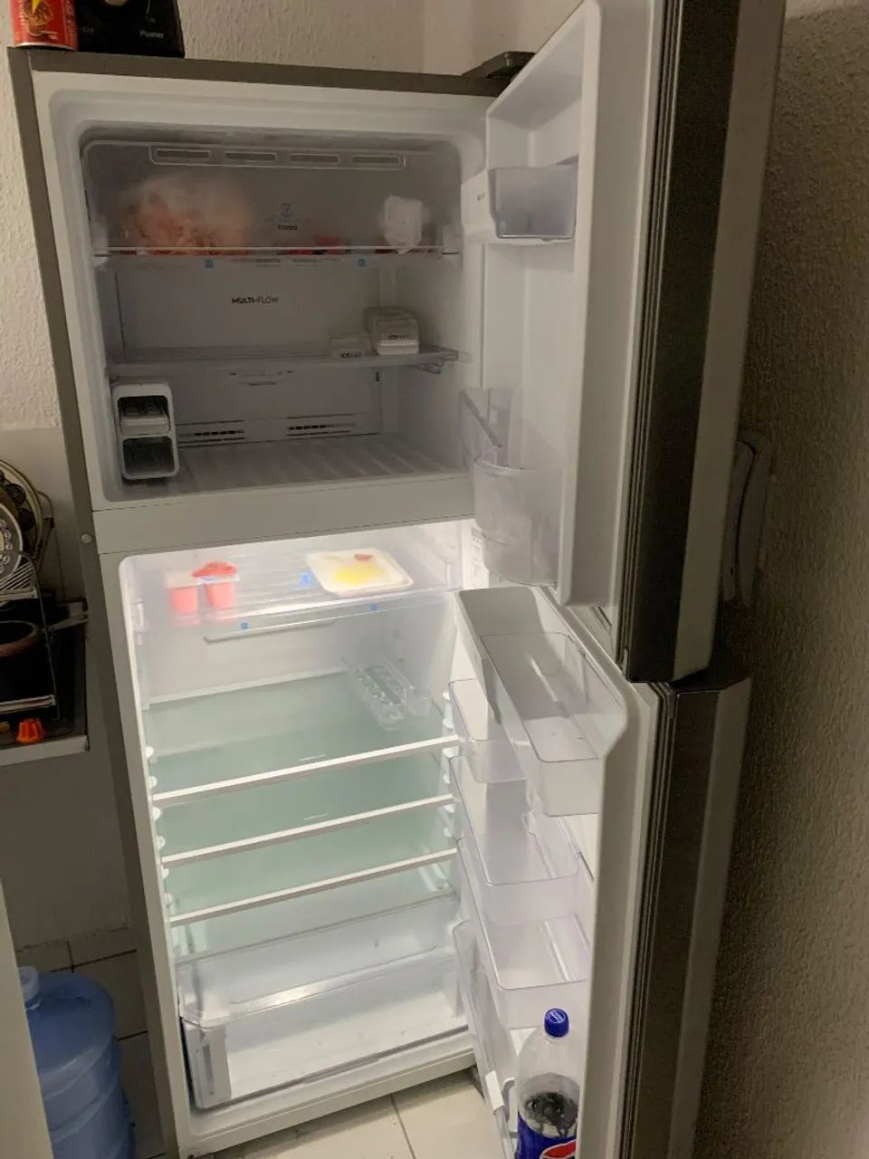 Vendo Geladeira Eletrolux  - Foto 2