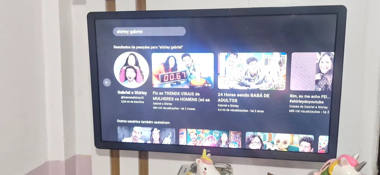 Vendo 2 Smart tvs seminovas da LG de 32 polegadas  - Foto 2