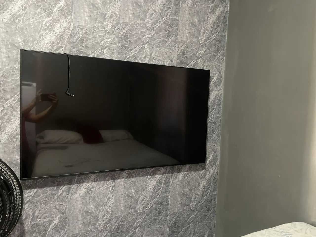 TV 55 polegadas Samsung nova ainda está no plástico do lado não é arranhada  - Foto 2