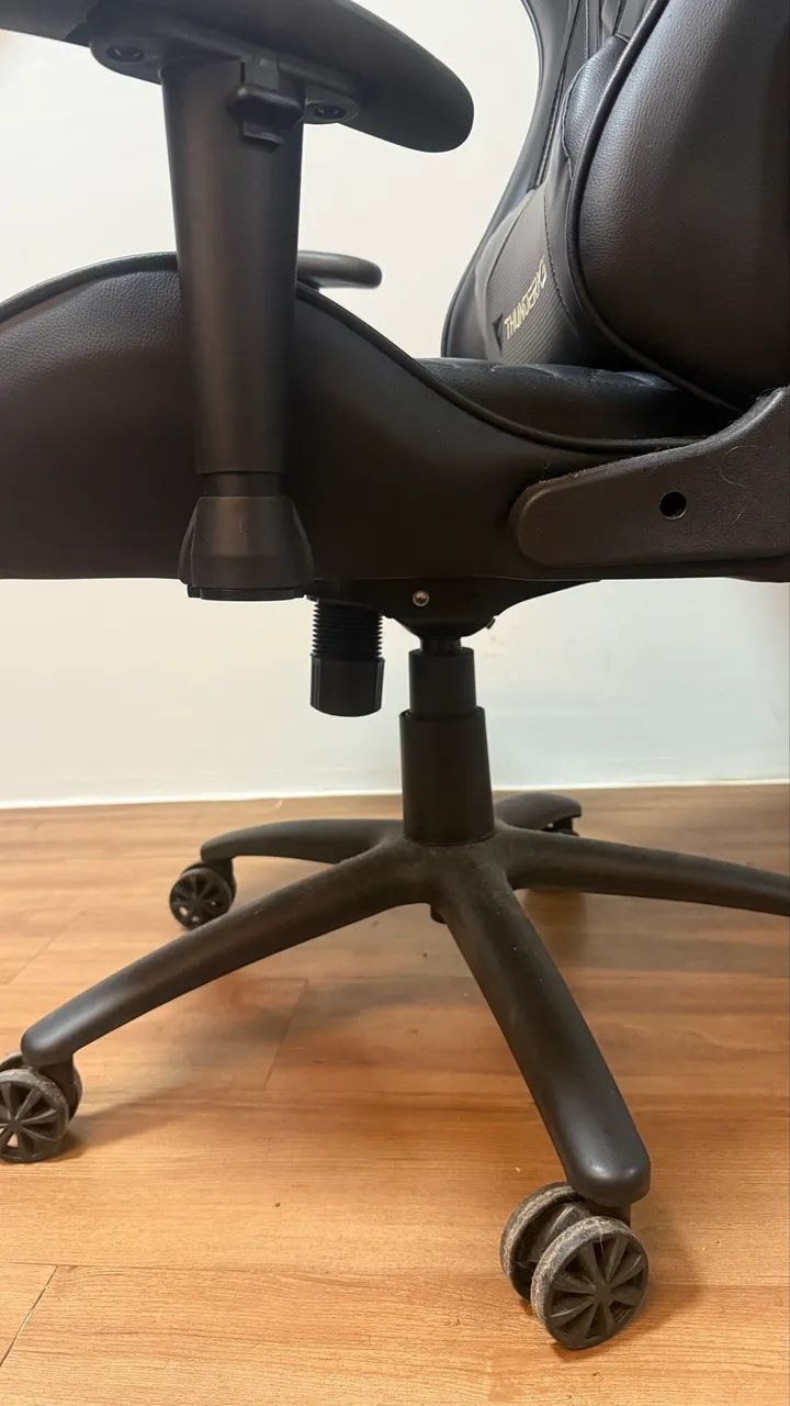 Cadeira gamer Thunder X3 - Foto 4