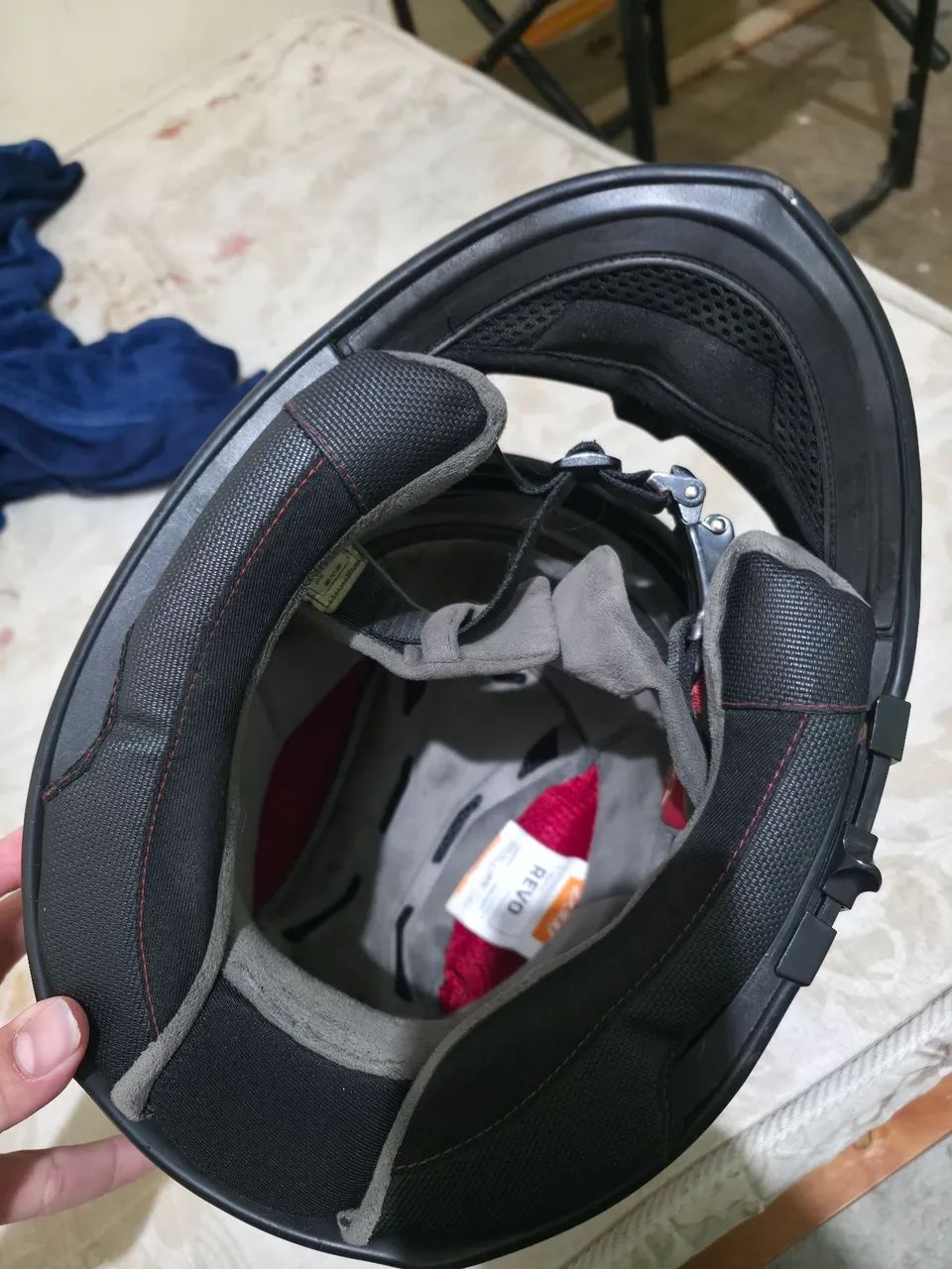 Vende-se capacete em ótimo estado  - Foto 2