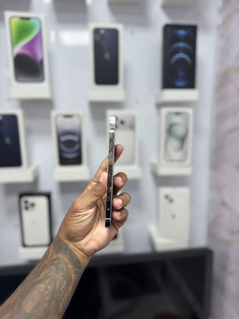 IPHONE 12 PRO 256GV<br>R$ 2.299,00 MUITO TOP - Foto 5