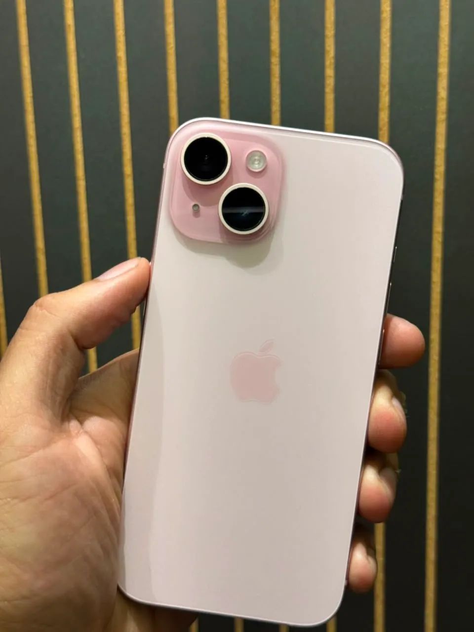 iPhone 15