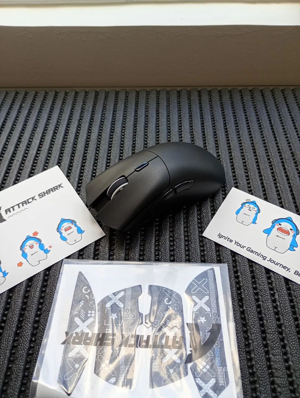 Mouse Gamer Attack Shark R1 Preto  - Foto 2