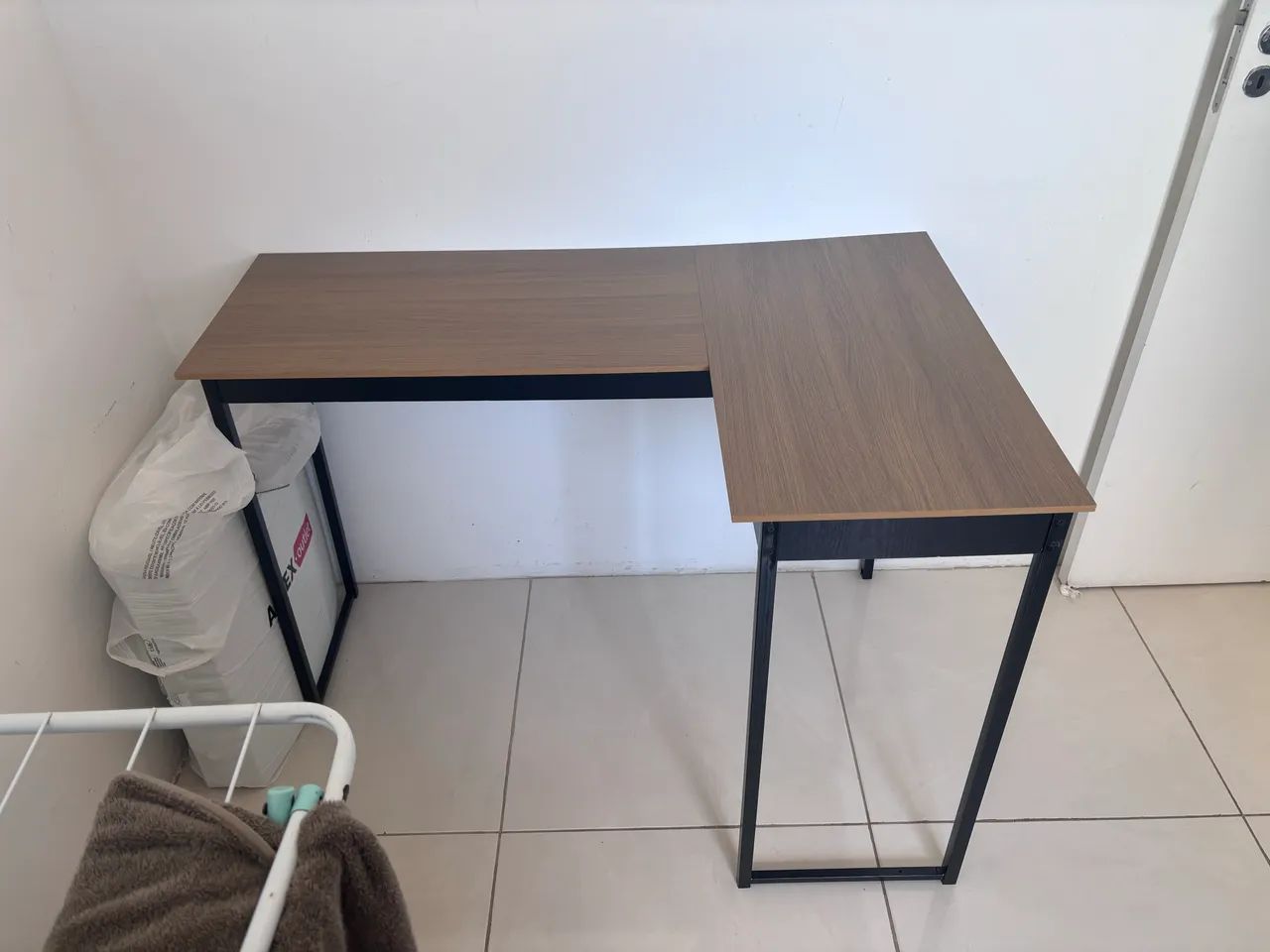 Mesa escritório em L - Foto 3