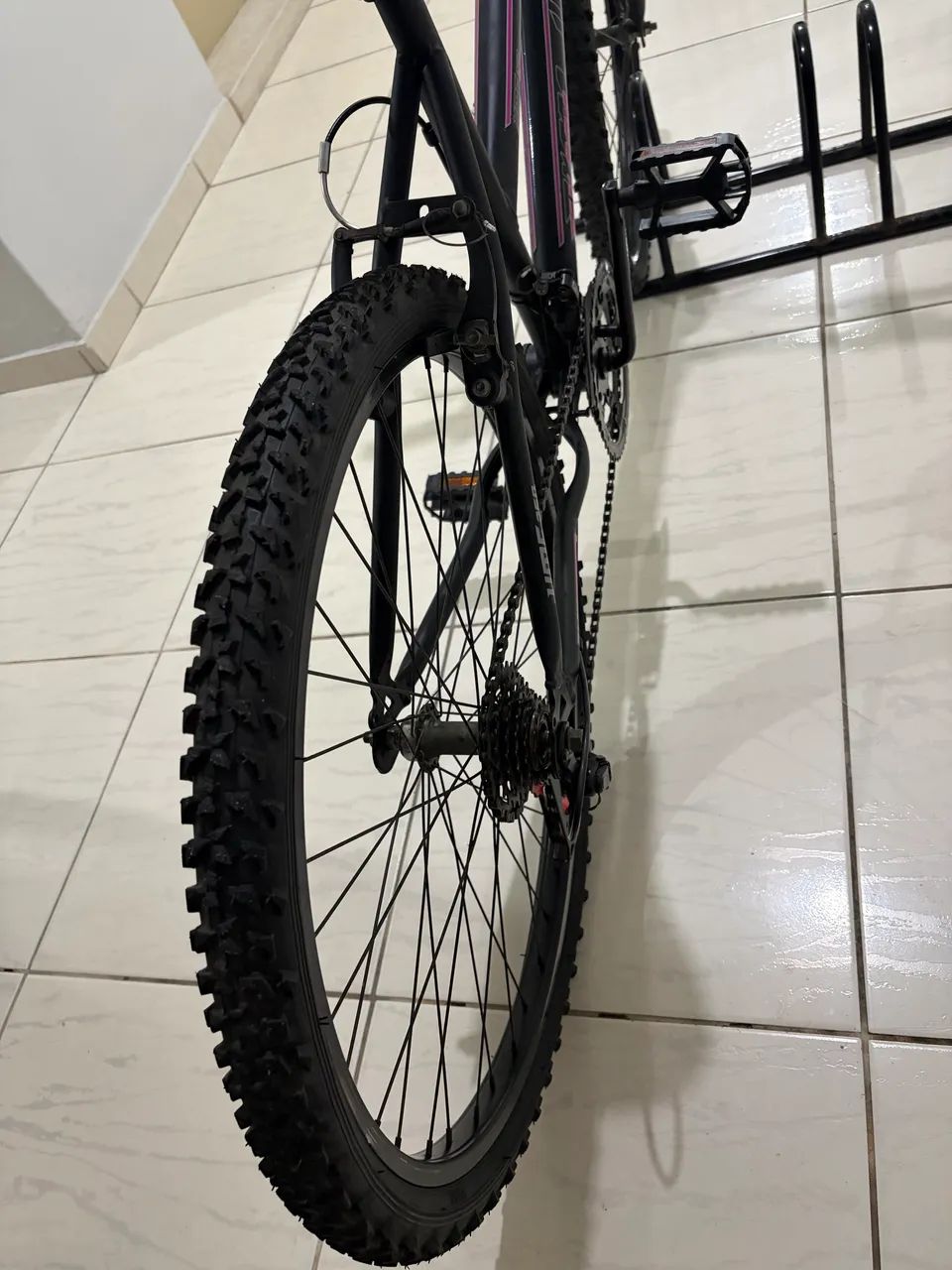 Bicicletas pouquíssimo uso, marca Cairu  - Foto 4