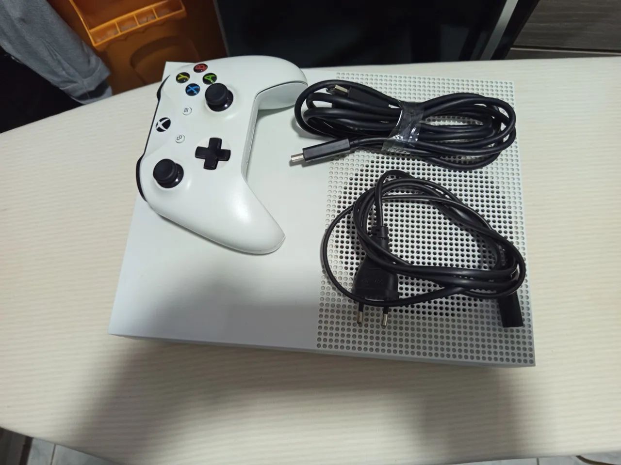 Vendo Xbox one s 1 terá  - Foto 2