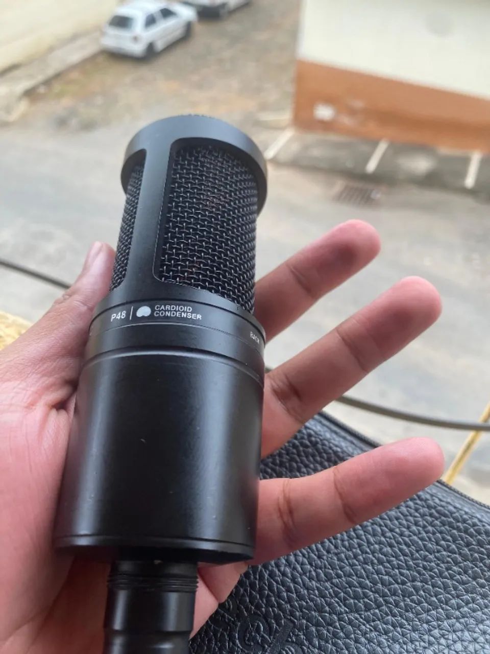 Microfone Audio-Technica AT2020 - Foto 4