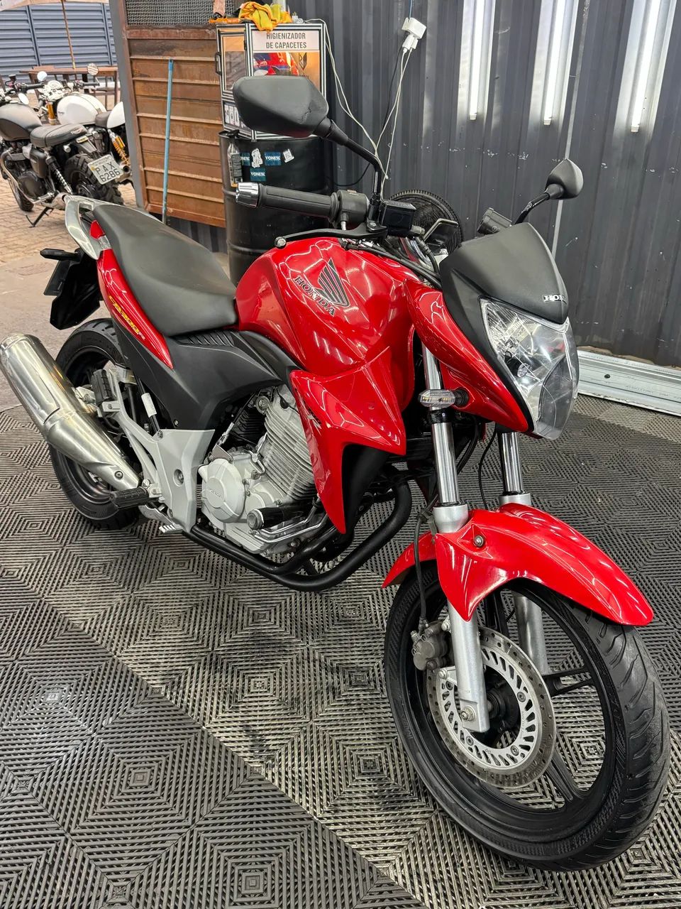 CB 300R 2012  - Foto 3