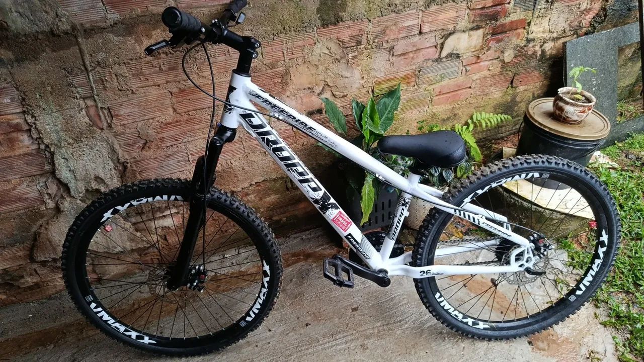 Vendo bike aro 26 zerada 