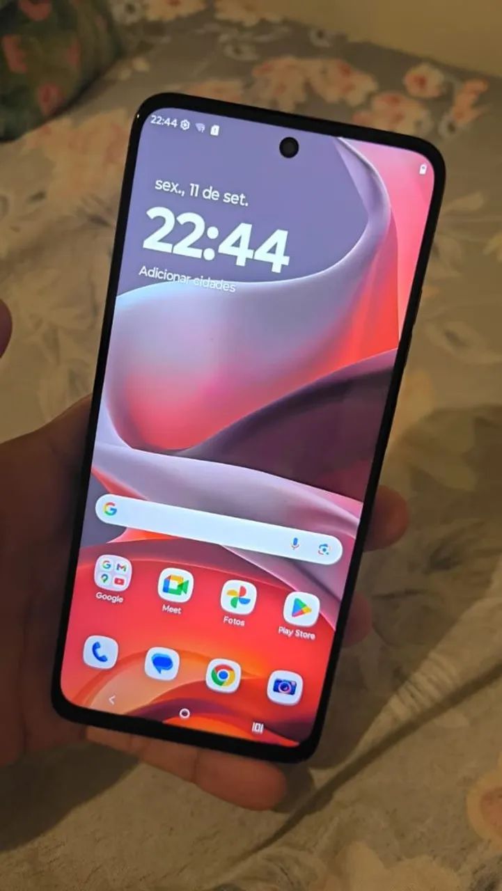 Celular no precinho 