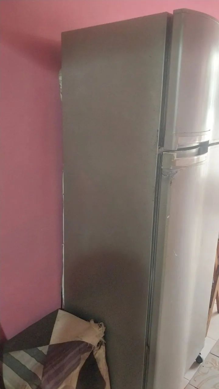 vendo geladeira  - Foto 2