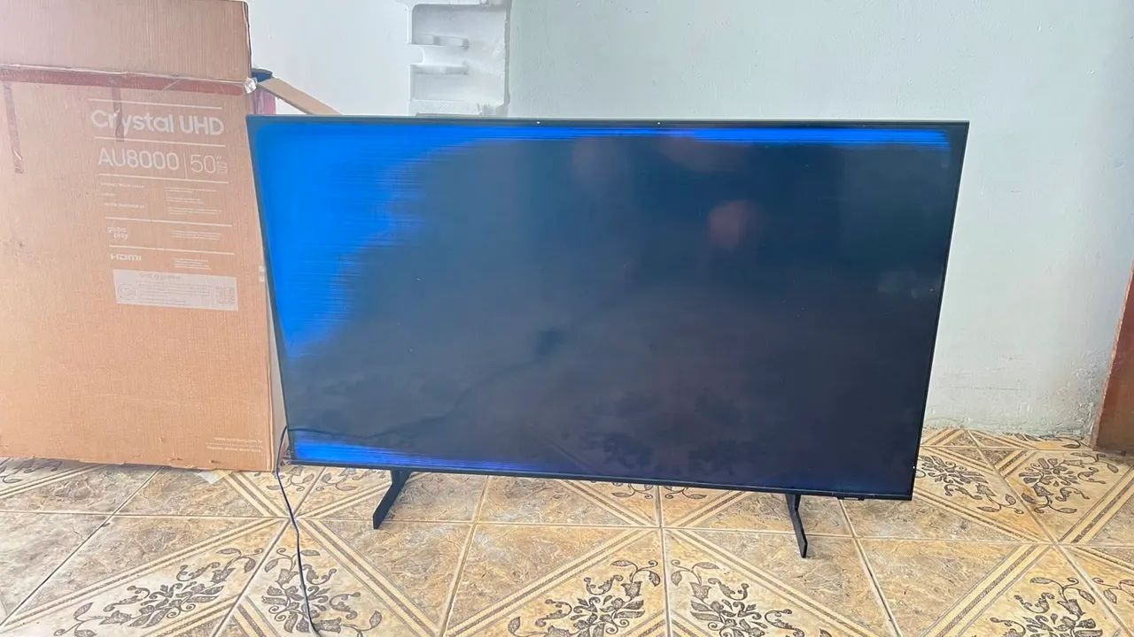 Tv quebrada há tela