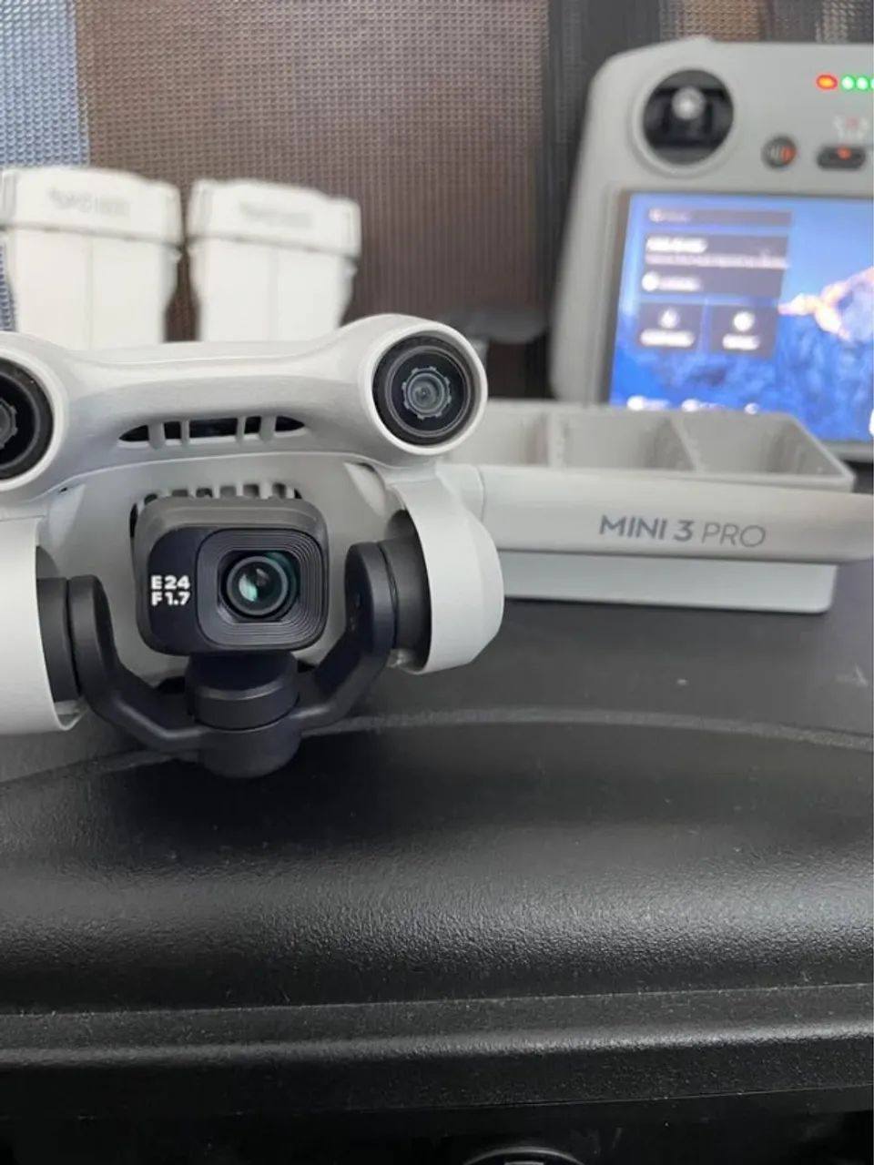 Drone DJI Mini 3 Pro Fly More Combo + RC (Tela) - 2 Baterias - Impecável - Foto 2