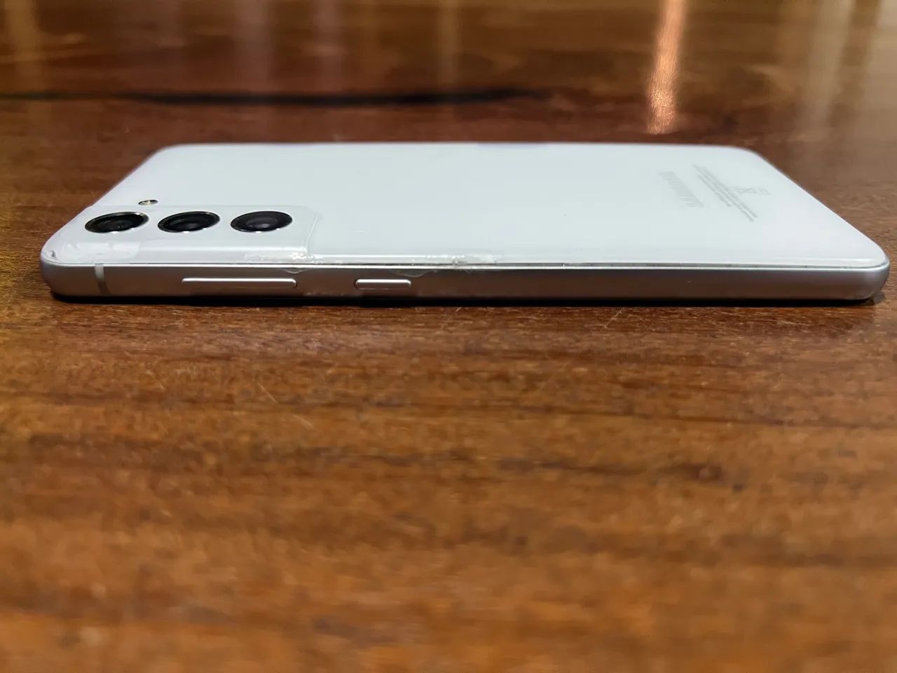 Samsung s21FE com listras na tela - Foto 4